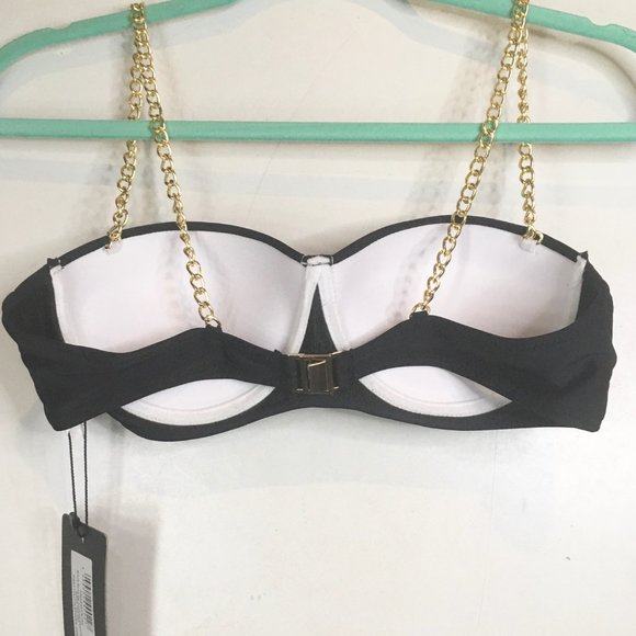 PrettyLittleThing BLACK PUSH UP CHAIN BIKINI TOP - Picture 2 of 5